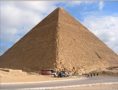 Δείτε τι κρύβει «μέσα» της η Μεγάλη Πυραμίδα! (φωτό & βίντεο)